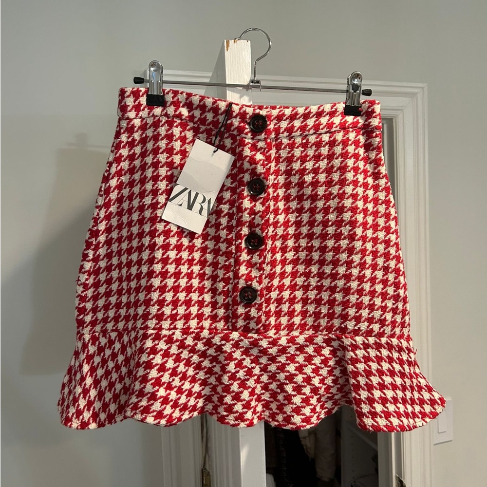 Zara size small brand new with tag mini skirt